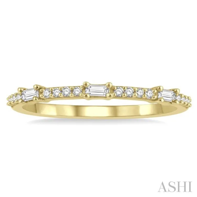 1/5 ctw Baguette and Round Cut Diamond Stackable Petite Fashion Band in 10K Yellow Gold