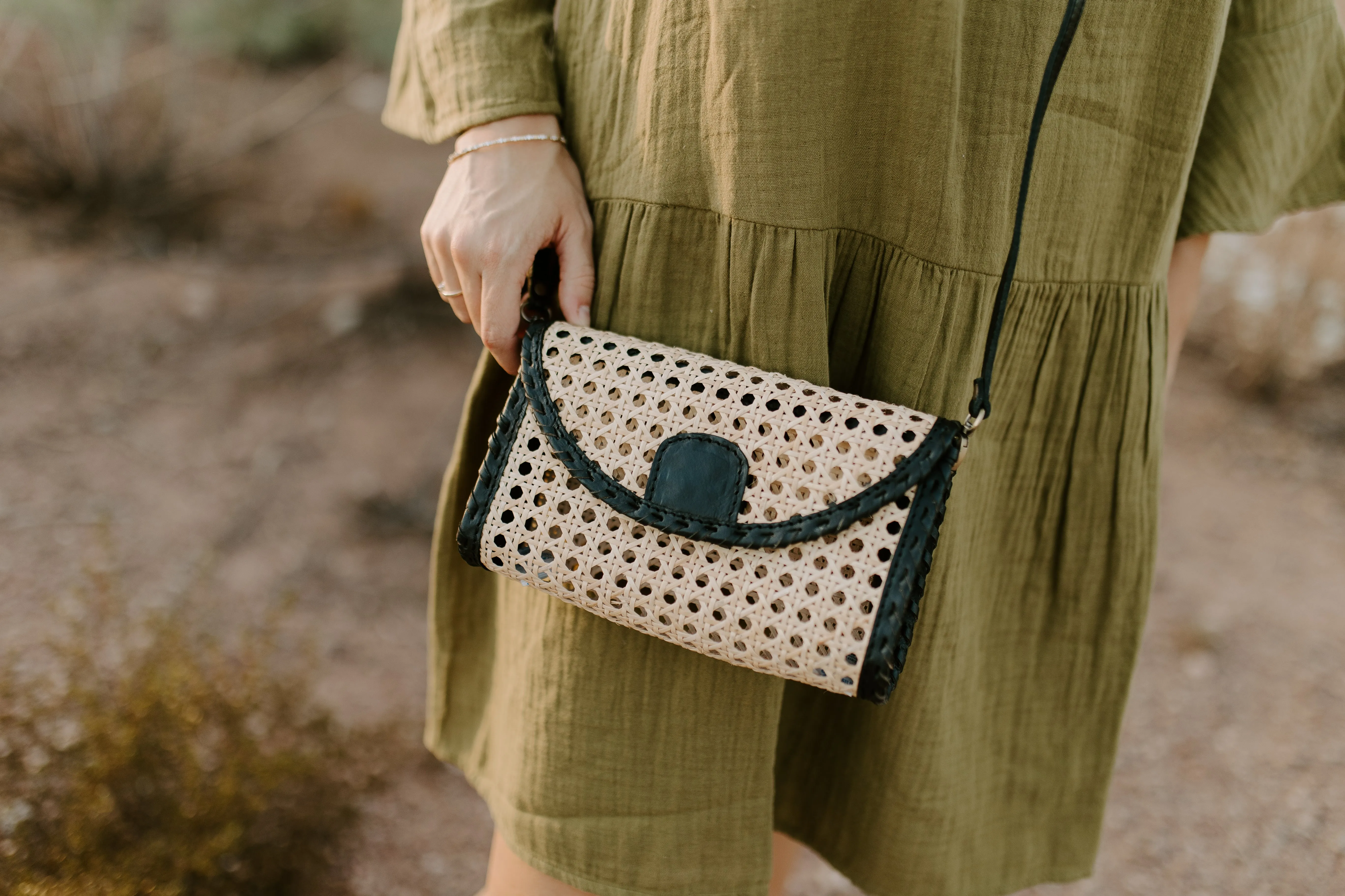 Ainsley Crossbody & Clutch Bag in Black