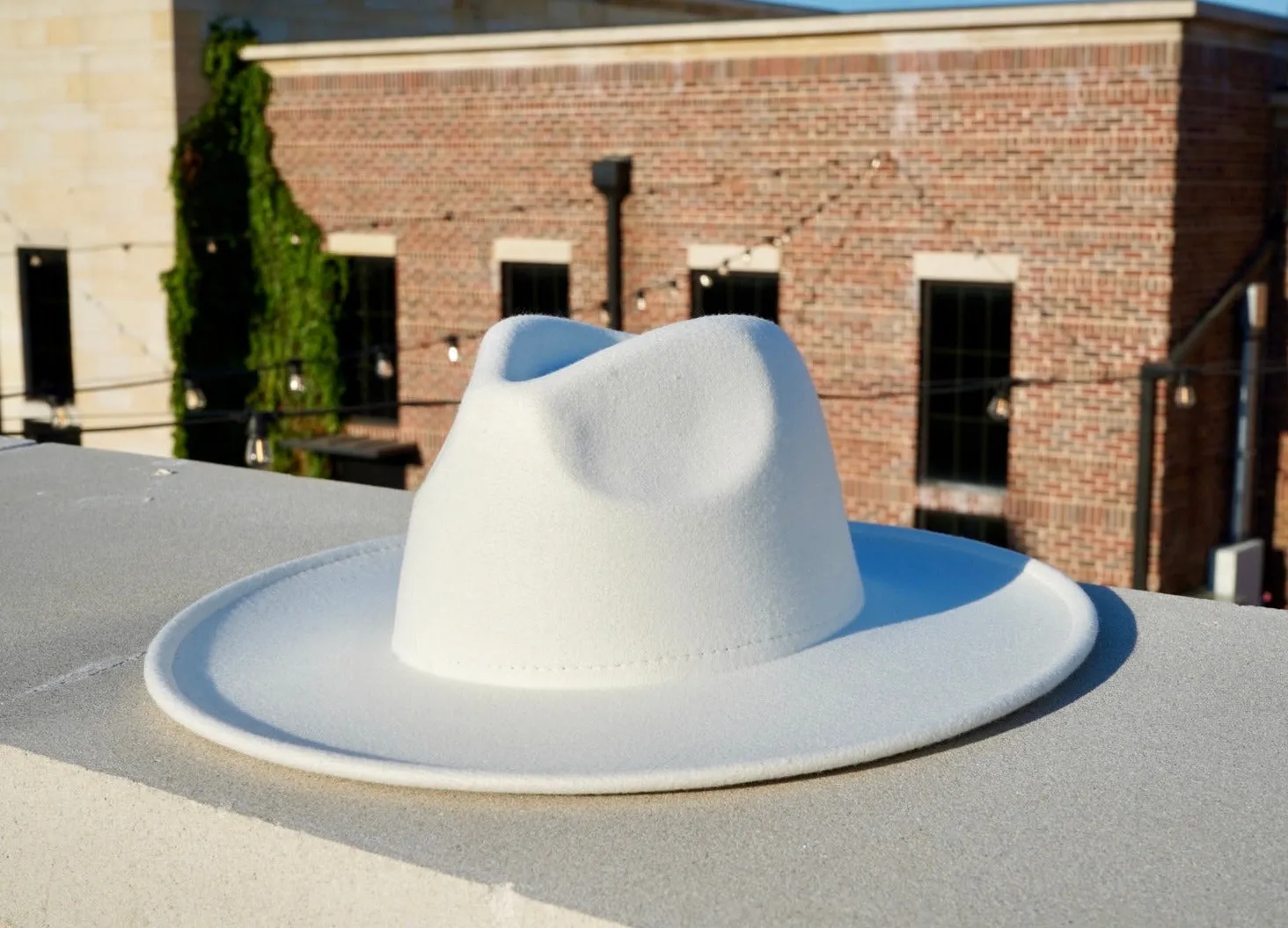 Atlanta Wide Brim Fedora - White