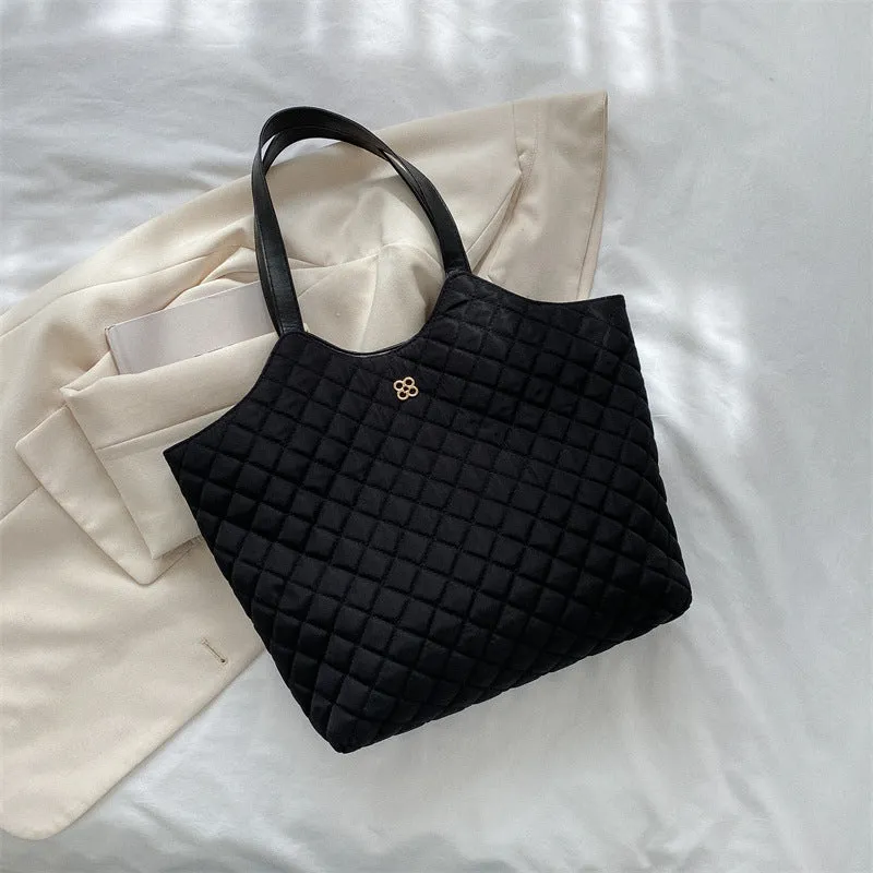 CL956 - Retro Tote Bag