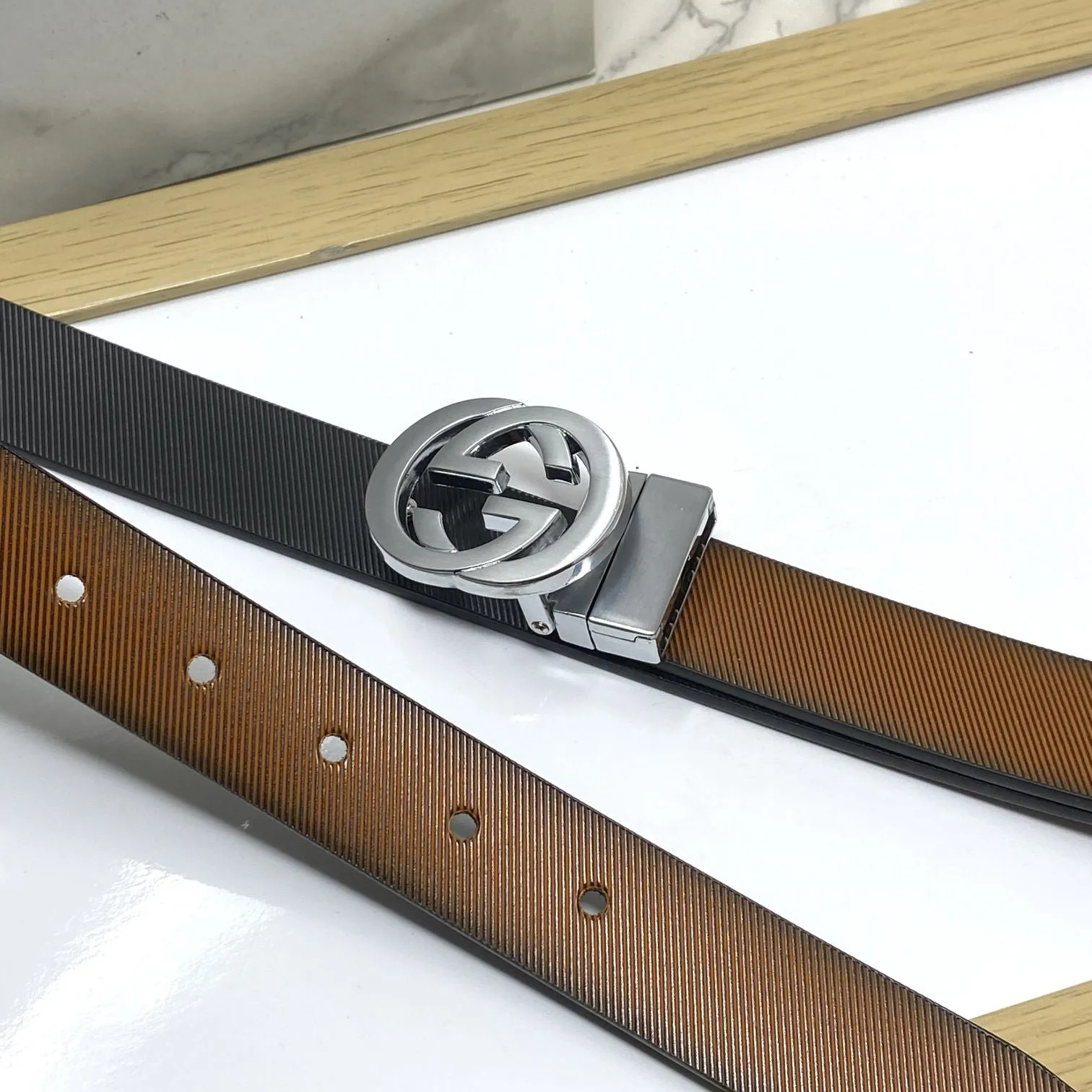 Classic Design Reversible Strap Belt For Men-JonasParamount