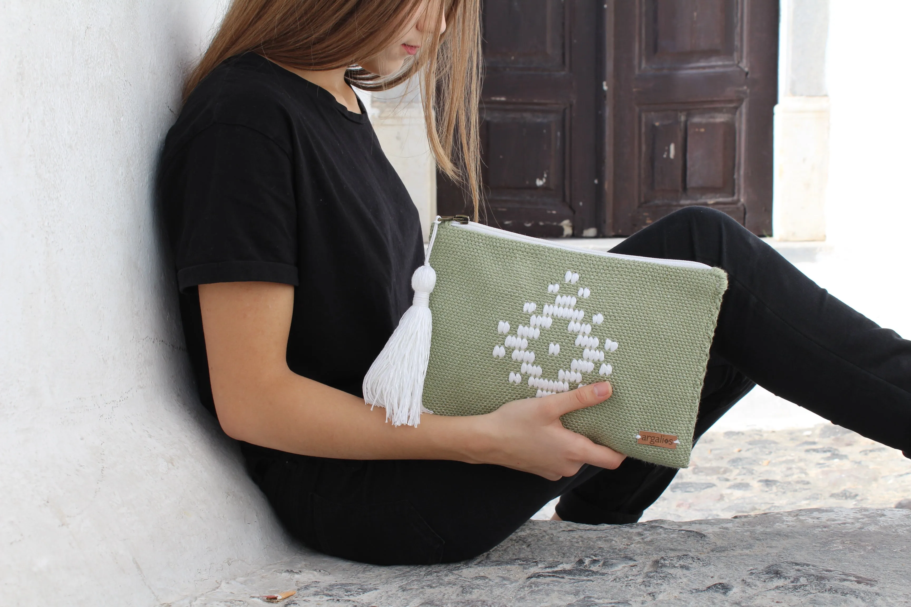 Kefalonia | Woven Clutch