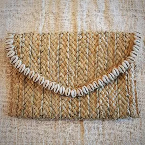 Natural Woven Straw Grass Fold Clutch With Shells